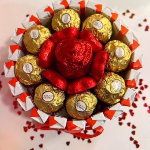 Pastel redondo Kinder & Ferrero